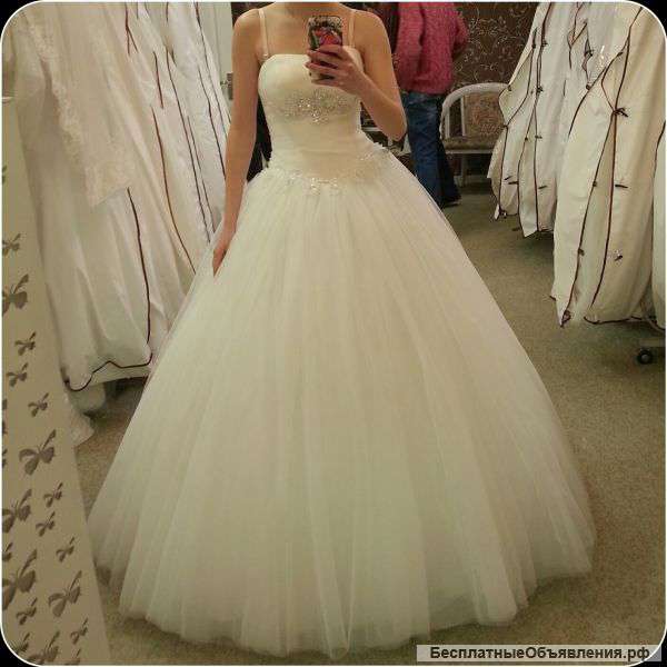 Шикарное свадебное платье