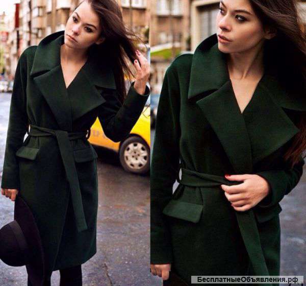 Пальто из кашемира с большим воротником