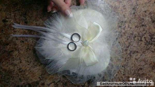 Подушечка для свадебных колец