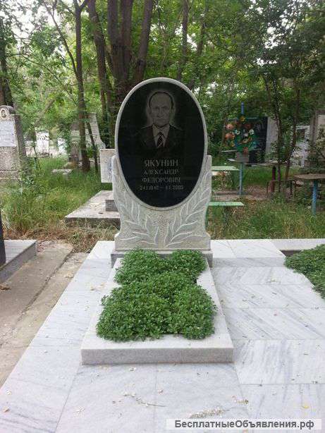 Уход за памятниками в Ташкенте