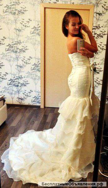 Свадебное платье-русалочка со шлейфом