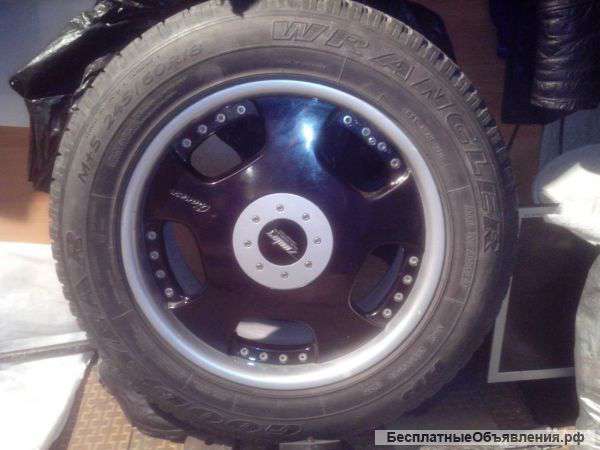 Колеса на литых дисках 245/60 R18 GoodYear