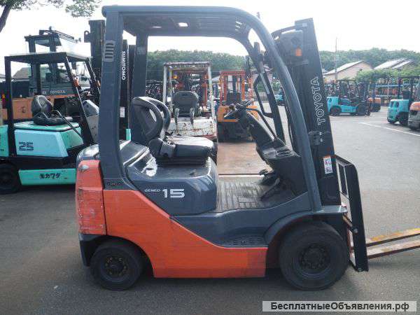 Дизельный погрузчик Toyota 02-8FD15