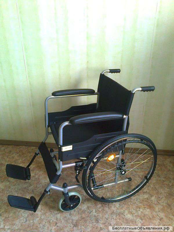 Кресло-коляска для инвалидов "Армед-2500"