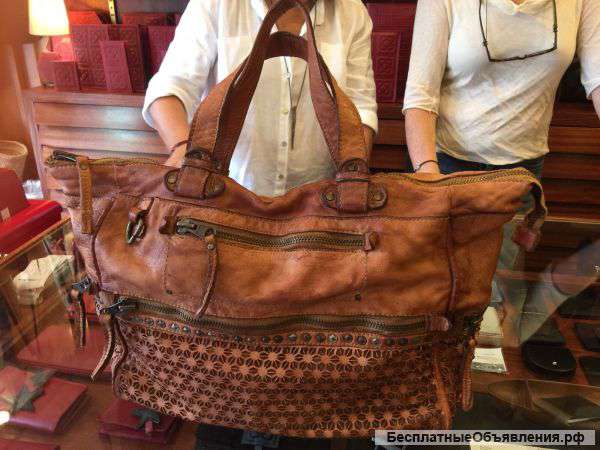 Роскошная новая сумка в стиле antique из Барселоны