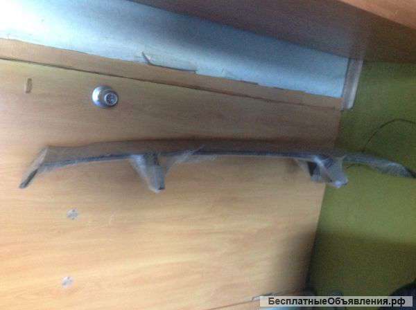 Спойлер на багажник