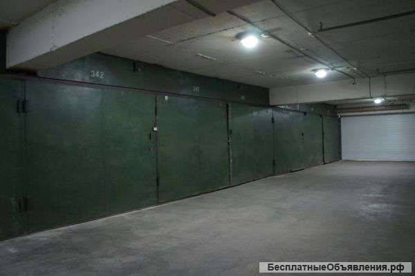 Гараж хай тек. Гараж на 6 машин. К5 гараж. Отделка металлического гаража. К5 гараж.