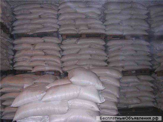 Сахар оптом от 20 тонн, цена 38.50 руб/кг.