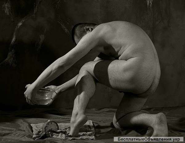 Позирую для ню художникам, фотографам