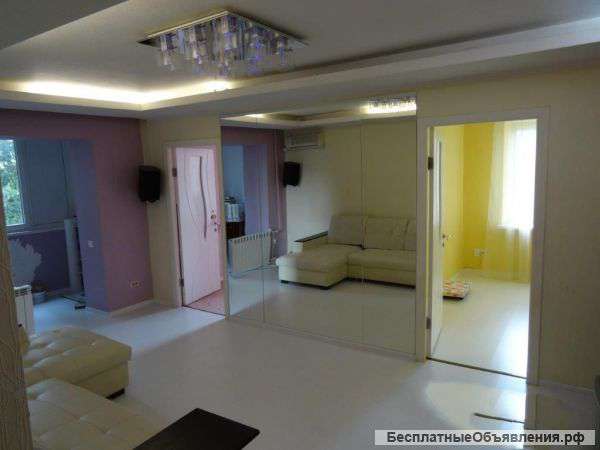 4 комнатная квартира Центр, Комсомольская площадь