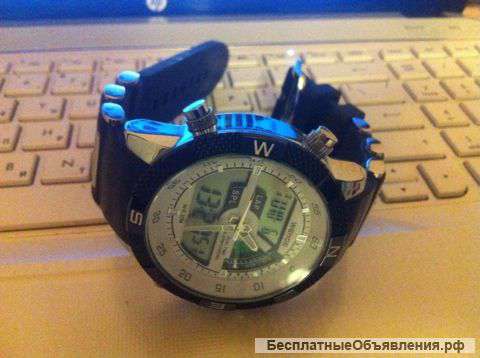 Отличные часы Weide WH-1104