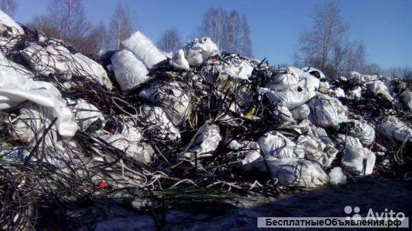 Отходы полиэтилена Обдир кабеля и литник 400 тонн