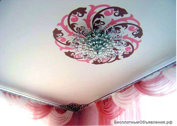 Тканевый натяжной потолок в гостиную