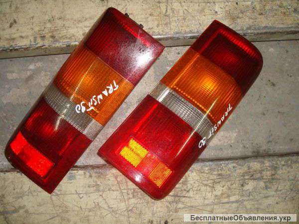 Задний фонарь Ford Transit