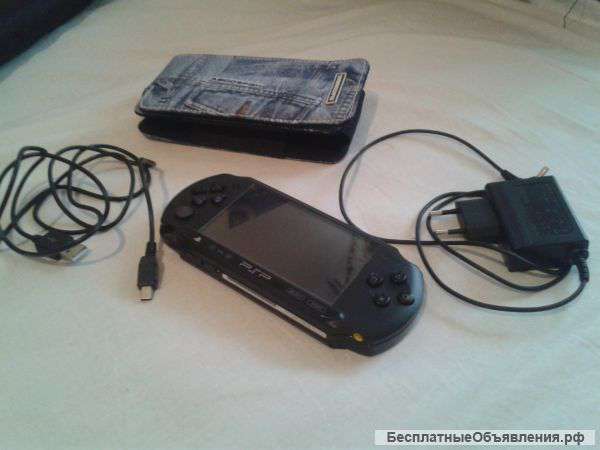 PSP E-1008 прошитая + 11 игр
