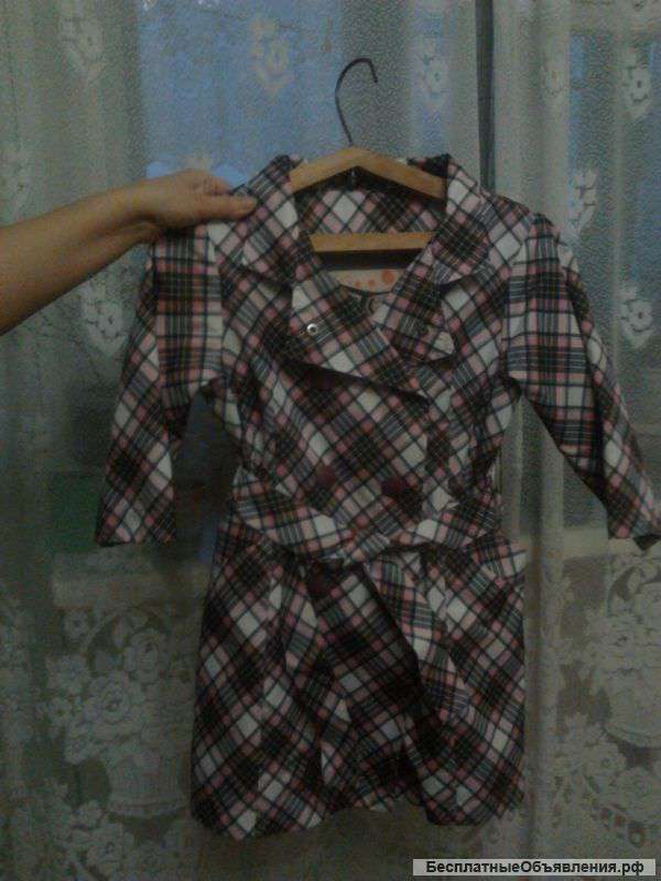 Плащ весенний