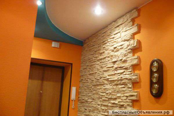 Натяжной потолок в холл