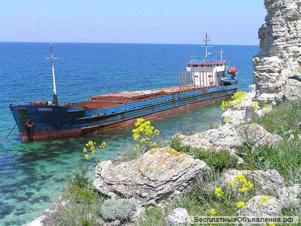 Участок у моря