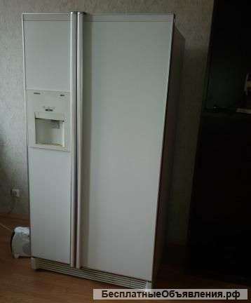 Холодильник Siemens (side by side), двухкамерный