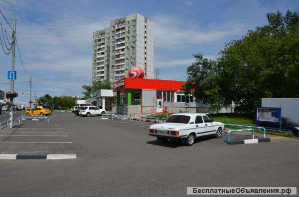 Торговое помещение, 700 м²