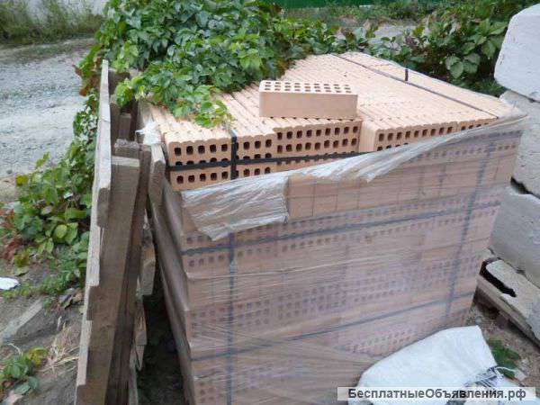 1 поддон кирпича М150 (облицовочный)