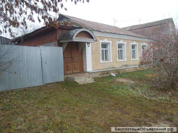 Одноэтажный кирпичный дом