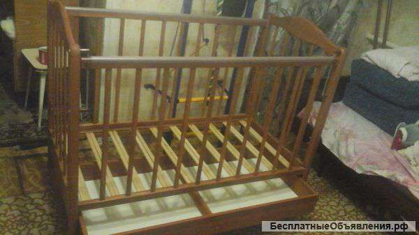 Детская кровать механизм-маятник