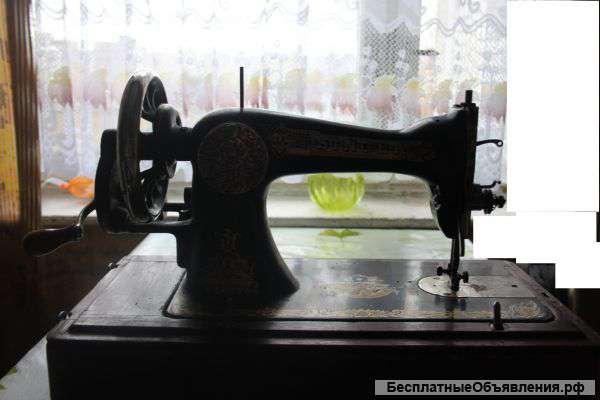 Настольная швейная машинка Singer Manufactoring