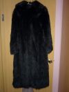 Шикарная шуба из енота