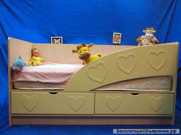 Детская Кровать "Сердечки" Ваниль или Сирень
