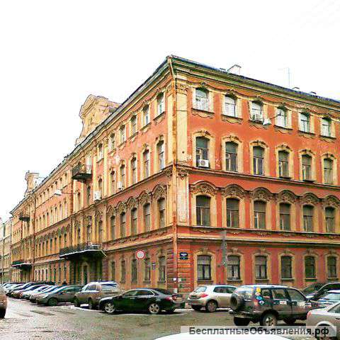 Комплекс из трех зданий в центре Санкт-Петербурга продается