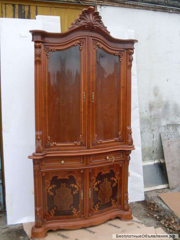 Румынская мебель угловая витрина мд2600