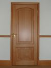 Настилка ламината, установка межкомнатных дверей