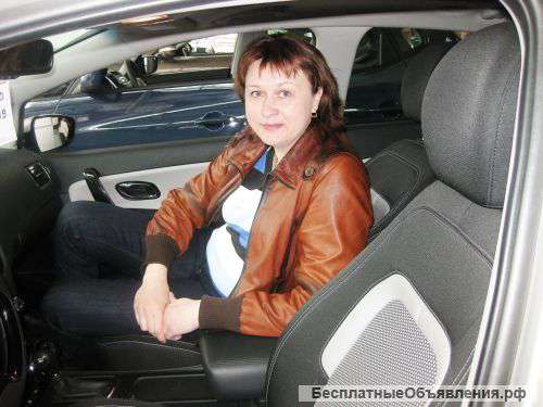Инструктор по вождению Людмила