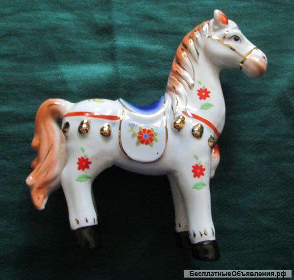 Фарфоровая лошадка. Германия