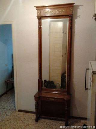 Напольное, антикварное зеркало