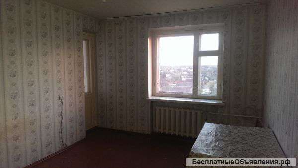 В Кропоткине по ул.Гоголя 1-комнатная квартира 37 кв.м 55 кирпичного дома.