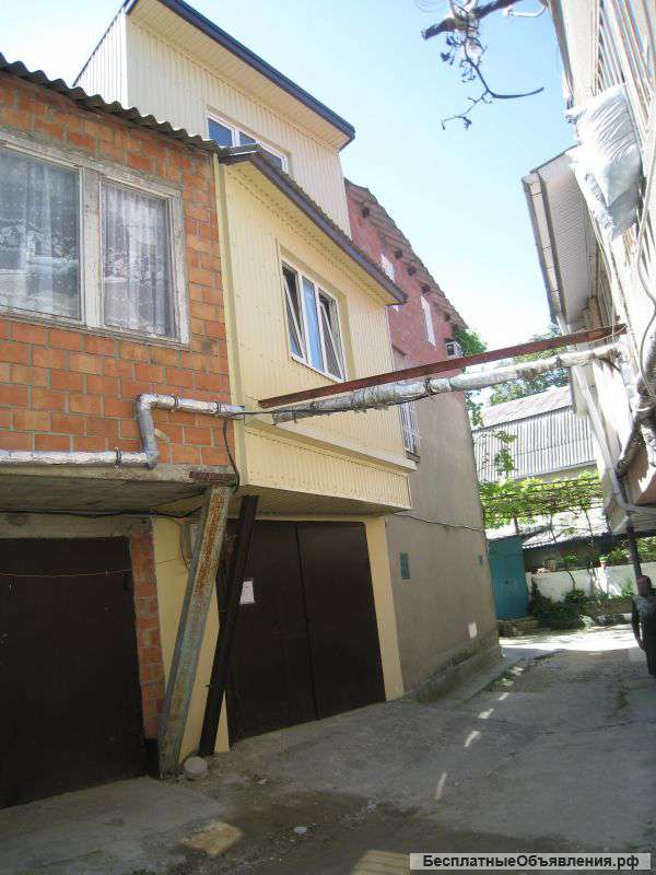 Гараж у моря