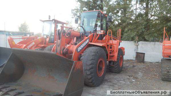 Дистрибьютор продает фронтальные погрузчики Doosan Disd