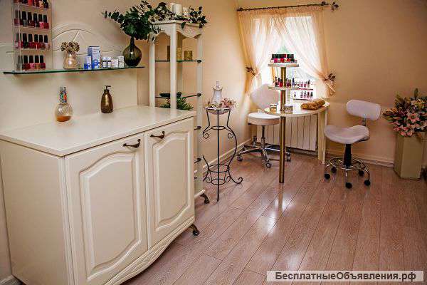 Требуется мастер маникюра и педикюра