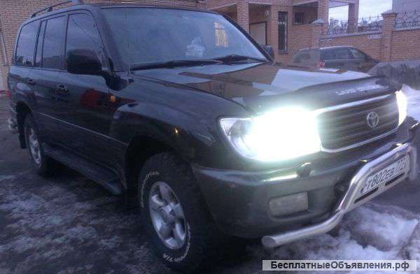 Toyota Land Cruser 100