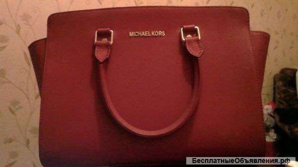 Сумка Michael Kors Selma в красном цвете