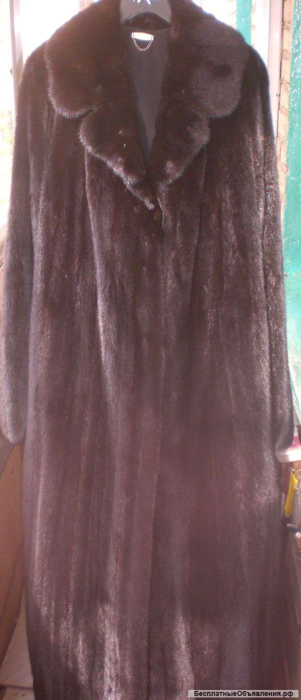 Новую норковую шубу ROMAGNA FURS (Италия)