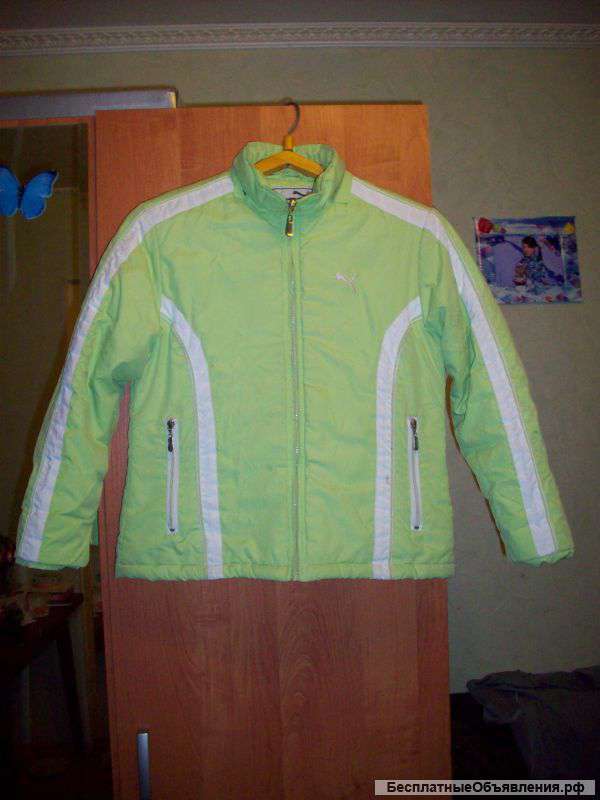 Детскую весеную куртку