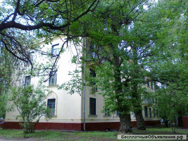Квартира в кирпичном сталинском доме