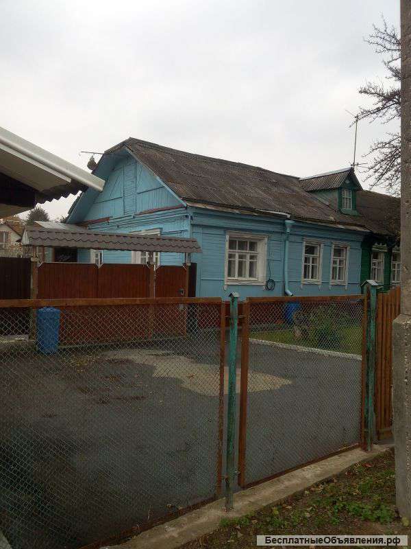 Пол дома г. Подольск, Карьерная