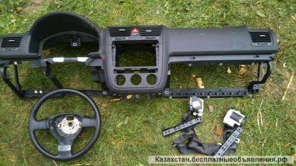 Переднюю панель GOLF 5