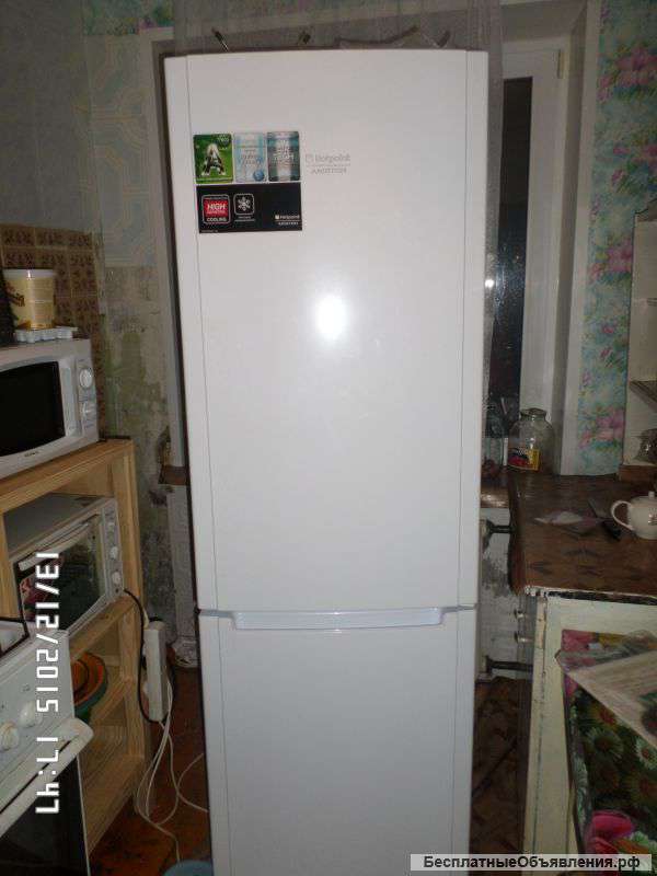 Холодильник Hotpoint Ariston