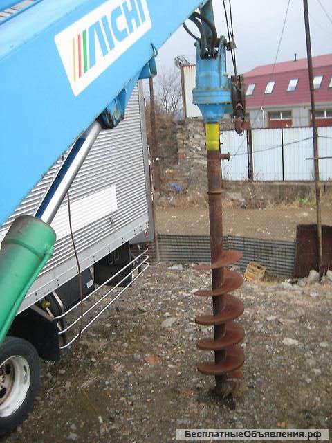 Аренда ямобура Isuzu ELF ( услуги по бурению БКМ)