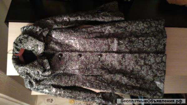 Пальто осеннее